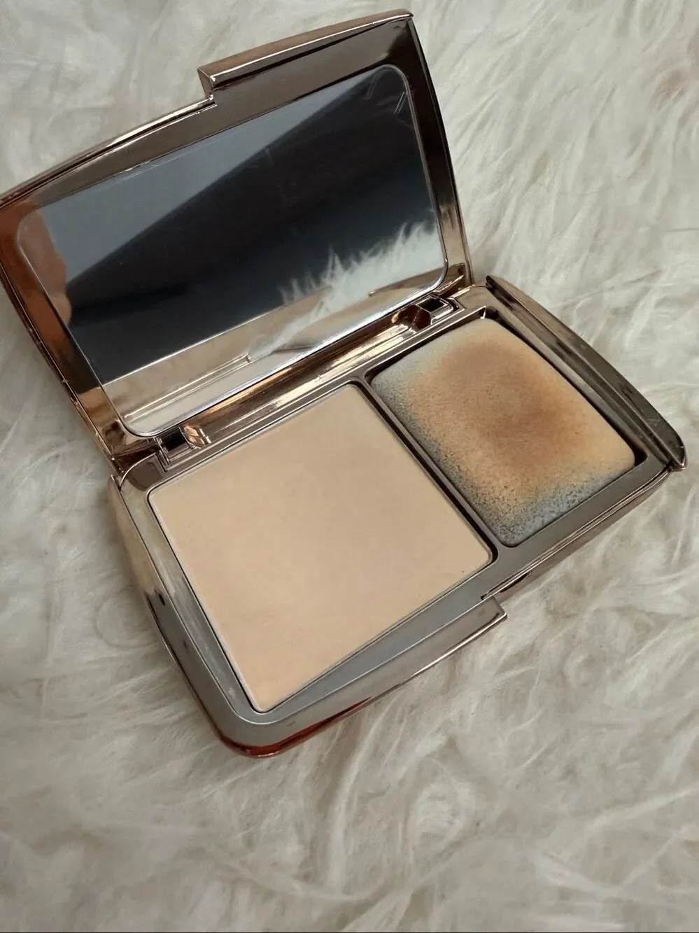 Hourglass vanish airbrush